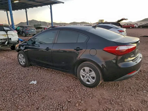 KNAFK4A62G5559252 2016 KIA FORTE - Image 2