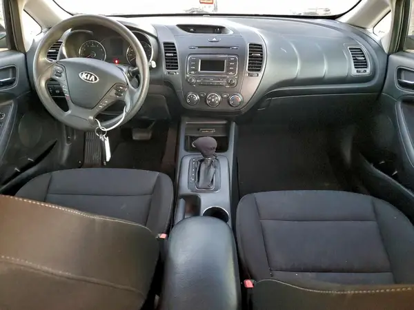 KNAFK4A62G5559252 2016 KIA FORTE - Image 8