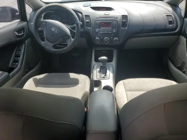 KNAFK4A62G5562944 2016 KIA FORTE - Image 8