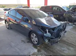 KNAFK4A62G5563477 2016 KIA FORTE