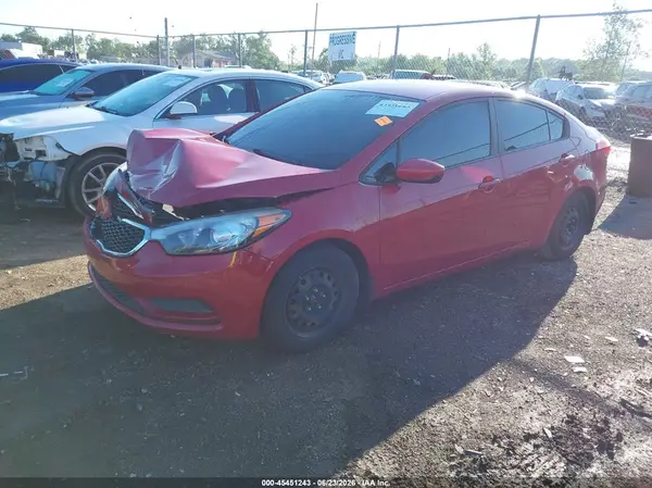 KNAFK4A62G5567979 2016 KIA FORTE - Image 2