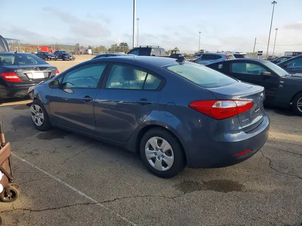KNAFK4A62G5568792 2016 KIA FORTE - Image 2