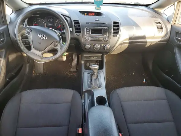 KNAFK4A62G5568792 2016 KIA FORTE - Image 8