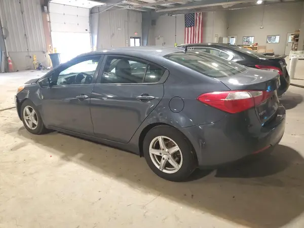 KNAFK4A62G5568923 2016 KIA FORTE - Image 2