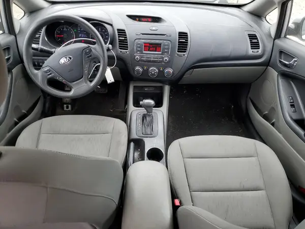 KNAFK4A62G5572955 2016 KIA FORTE - Image 8