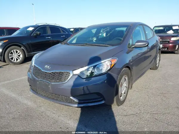 KNAFK4A62G5574284 2016 KIA FORTE - Image 2