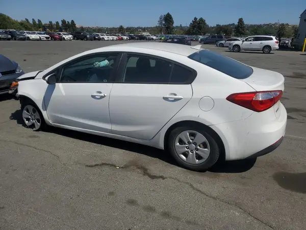 KNAFK4A62G5575273 2016 KIA FORTE - Image 2