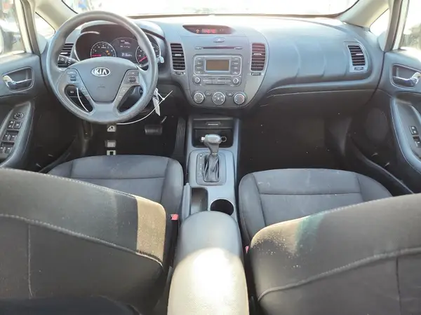 KNAFK4A62G5576990 2016 KIA FORTE - Image 8