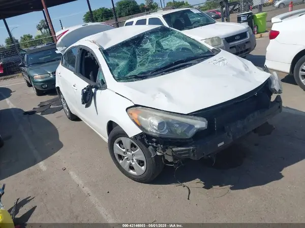 KNAFK4A62G5577668 2016 KIA FORTE - Image 1