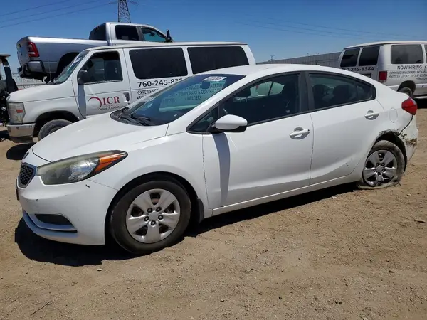 KNAFK4A62G5579095 2016 KIA FORTE - Image 1
