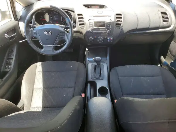KNAFK4A62G5579095 2016 KIA FORTE - Image 8