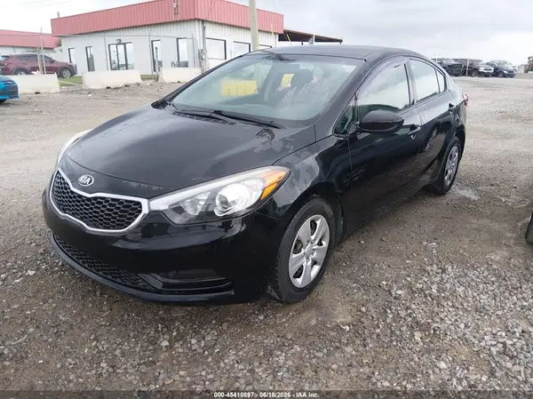 KNAFK4A62G5584300 2016 KIA FORTE - Image 2