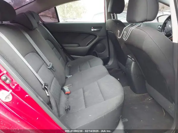 KNAFK4A62G5586435 2016 KIA FORTE - Image 8