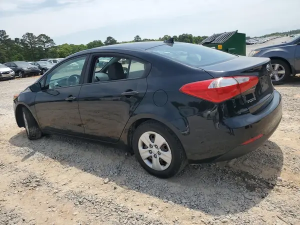 KNAFK4A62G5591974 2016 KIA FORTE - Image 2