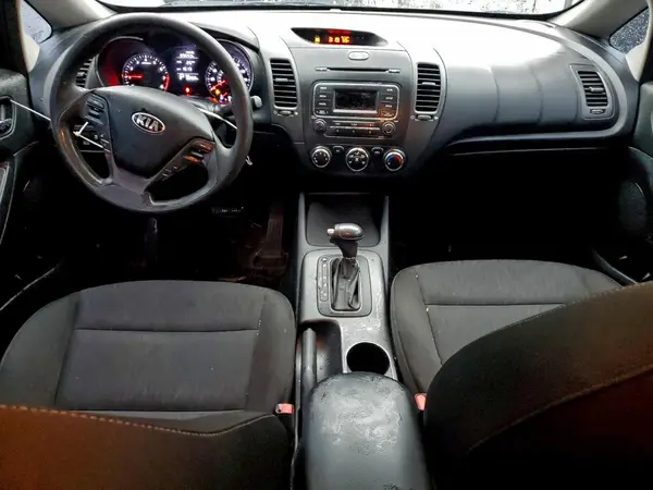 KNAFK4A62G5597404 2016 KIA FORTE - Image 8