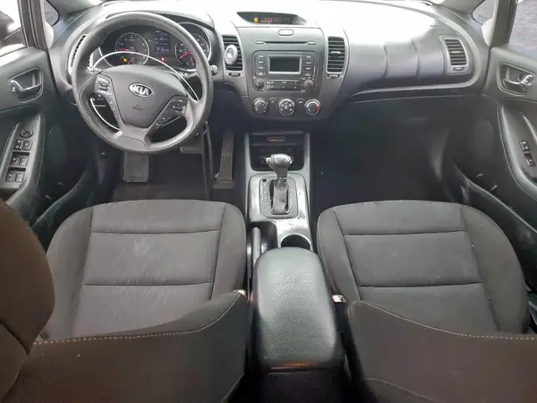 KNAFK4A62G5602620 2016 KIA FORTE - Image 8
