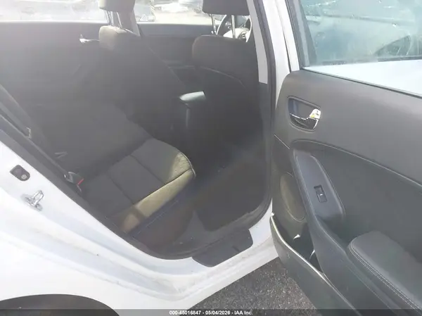 KNAFK4A62G5610068 2016 KIA FORTE - Image 8