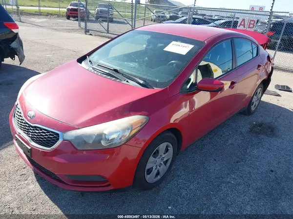 KNAFK4A62G5610751 2016 KIA FORTE - Image 2
