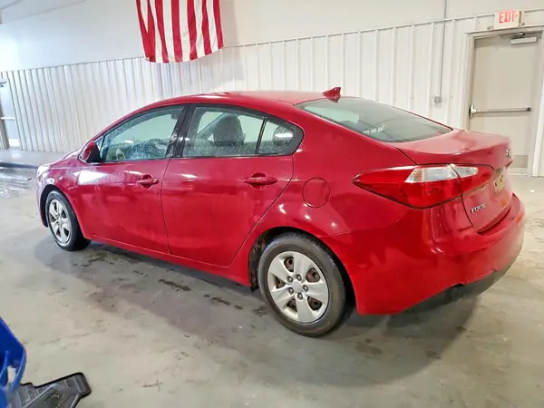 KNAFK4A62G5610877 2016 KIA FORTE - Image 2