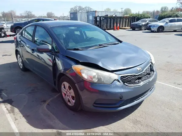 KNAFK4A62G5611415 2016 KIA FORTE - Image 1