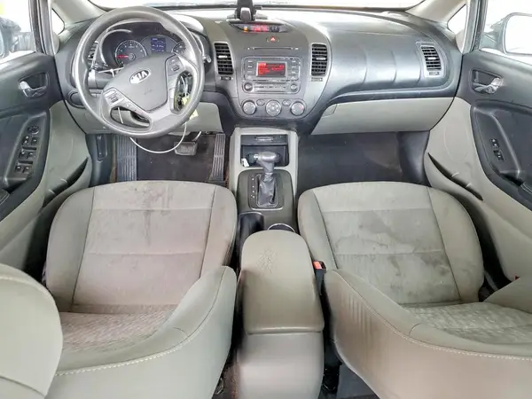 KNAFK4A62G5612144 2016 KIA FORTE - Image 8