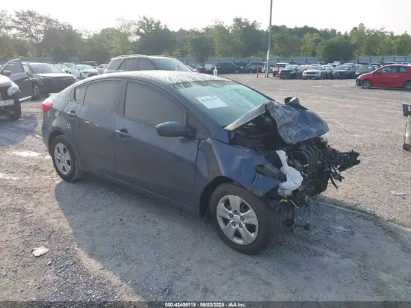 KNAFK4A62G5612273 2016 KIA FORTE - Image 1