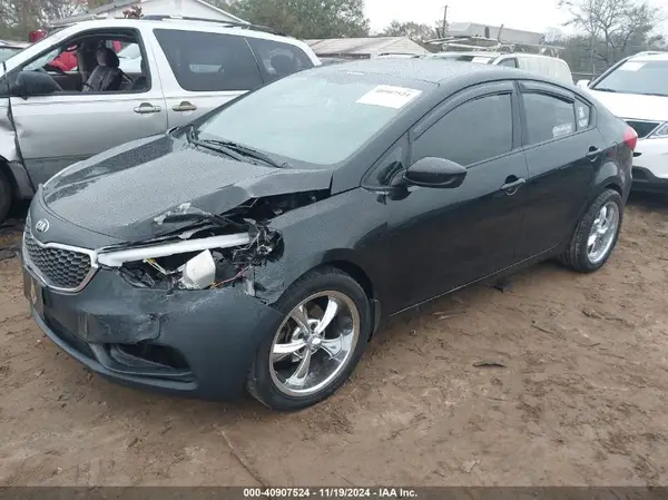 KNAFK4A62G5613150 2016 KIA FORTE - Image 2