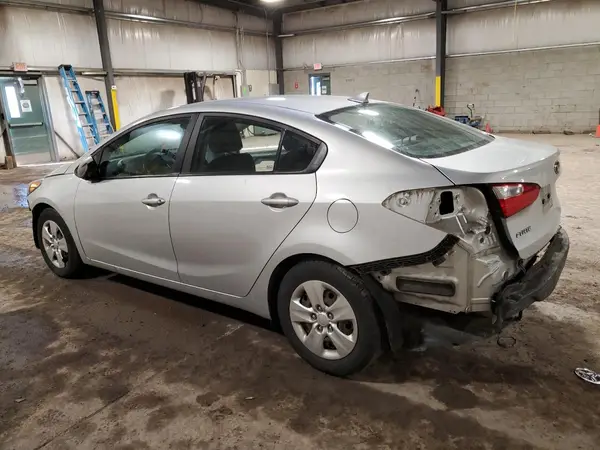 KNAFK4A62G5616792 2016 KIA FORTE - Image 2
