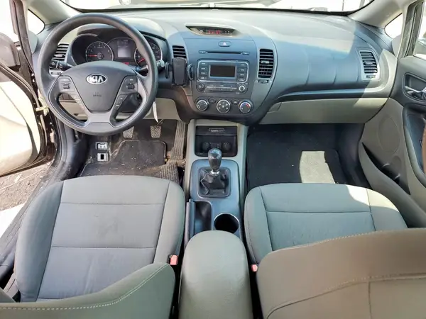 KNAFK4A62G5619014 2016 KIA FORTE - Image 8