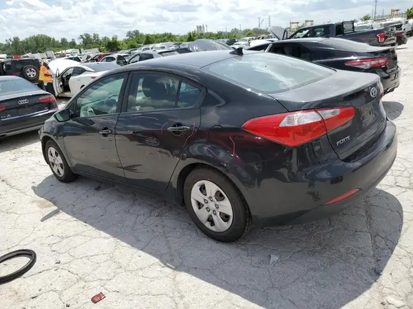 KNAFK4A62G5620406 2016 KIA FORTE - Image 2