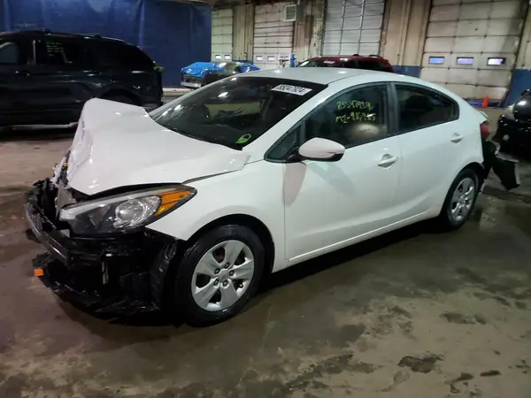 KNAFK4A62G5620535 2016 KIA FORTE - Image 1