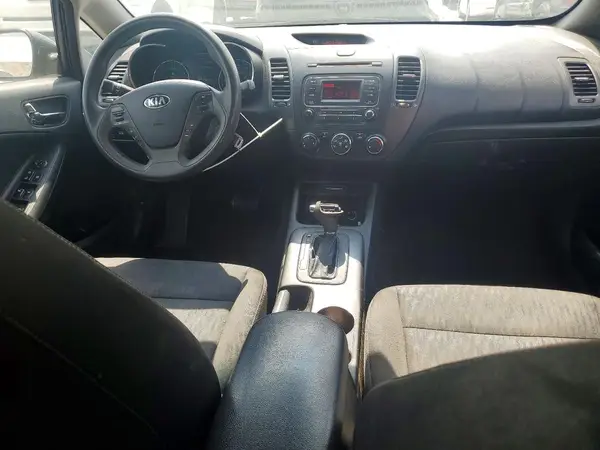 KNAFK4A63G5437466 2016 KIA FORTE - Image 8