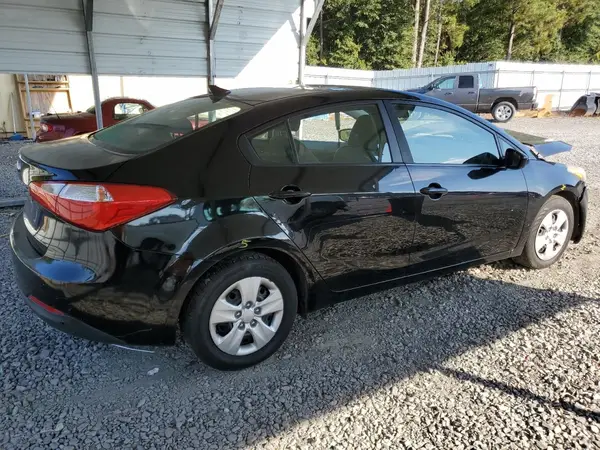 KNAFK4A63G5438035 2016 KIA FORTE - Image 2