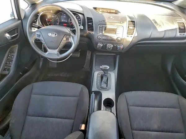 KNAFK4A63G5445793 2016 KIA FORTE - Image 8