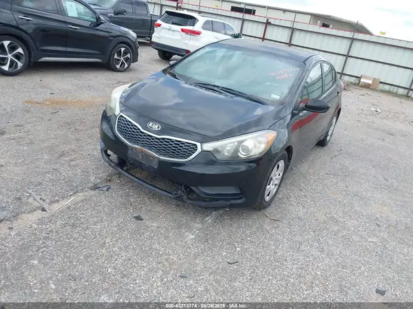 KNAFK4A63G5446751 2016 KIA FORTE - Image 2