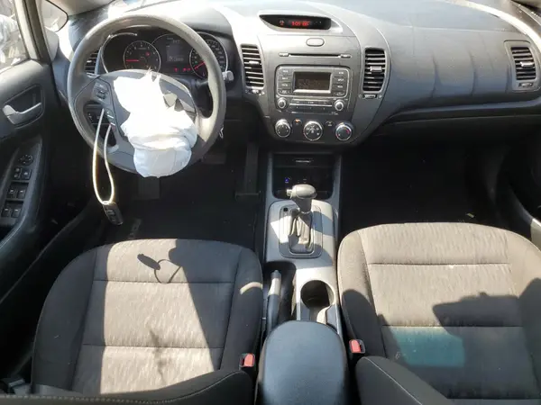 KNAFK4A63G5449052 2016 KIA FORTE - Image 8