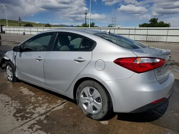 KNAFK4A63G5449889 2016 KIA FORTE - Image 2