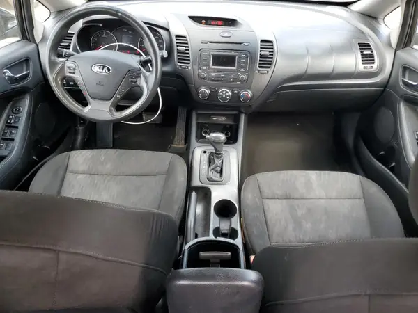 KNAFK4A63G5455885 2016 KIA FORTE - Image 8