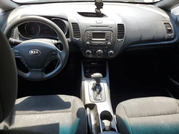 KNAFK4A63G5457555 2016 KIA FORTE - Image 8