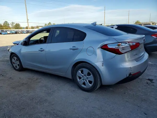 KNAFK4A63G5458253 2016 KIA FORTE - Image 2