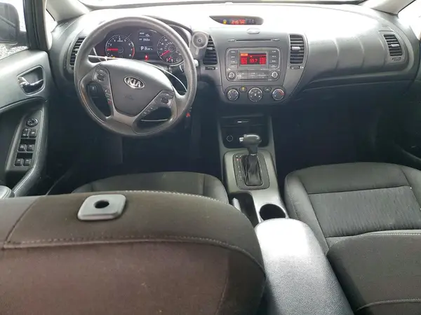 KNAFK4A63G5459211 2016 KIA FORTE - Image 8
