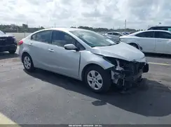 KNAFK4A63G5467728 2016 KIA FORTE