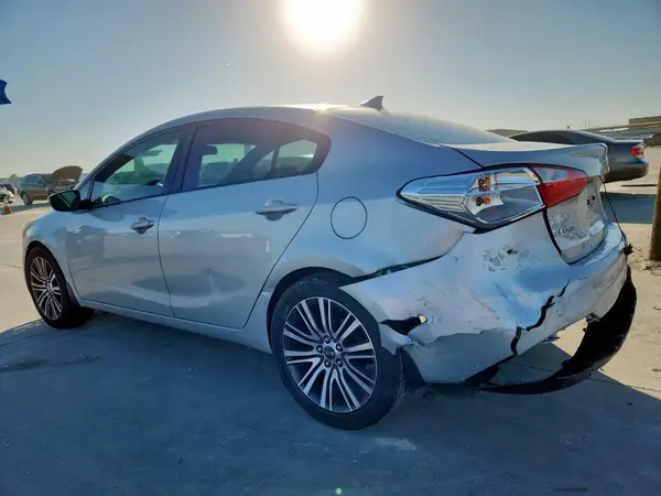 KNAFK4A63G5468667 2016 KIA FORTE - Image 2