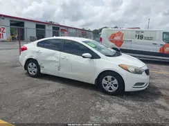 KNAFK4A63G5472783 2016 KIA FORTE