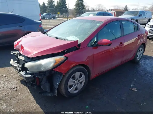 KNAFK4A63G5475621 2016 KIA FORTE - Image 2