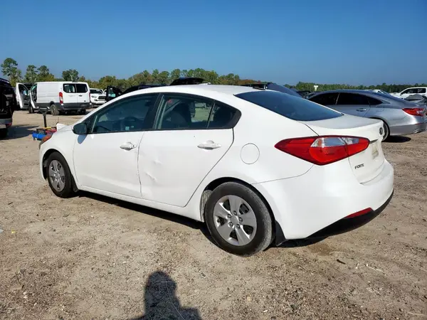KNAFK4A63G5484657 2016 KIA FORTE - Image 2