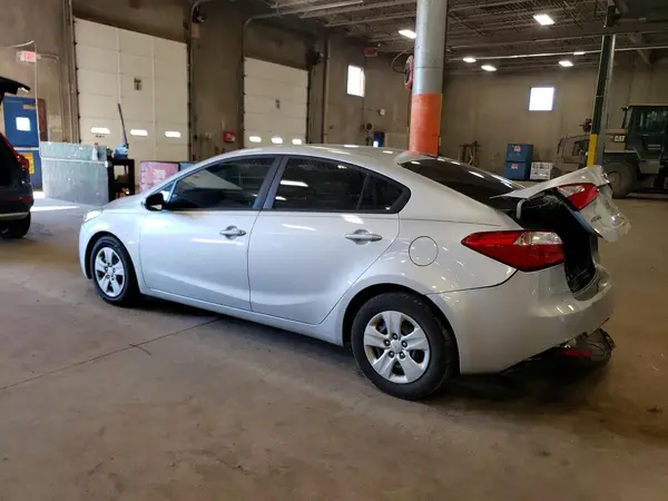 KNAFK4A63G5487218 2016 KIA FORTE - Image 2