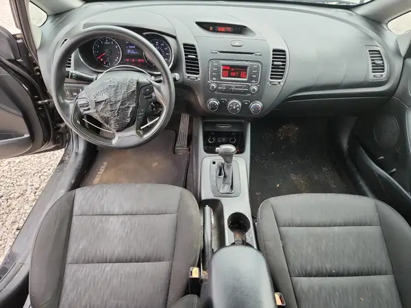 KNAFK4A63G5487767 2016 KIA FORTE - Image 8