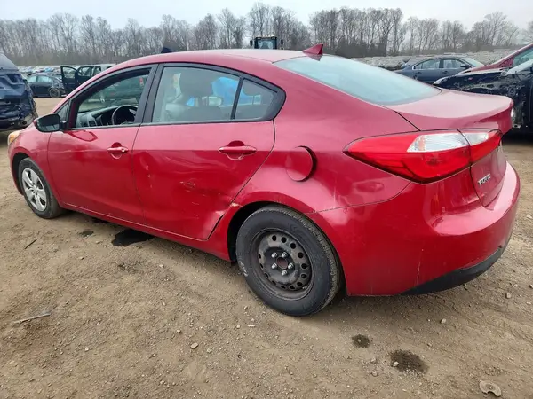 KNAFK4A63G5493908 2016 KIA FORTE - Image 2