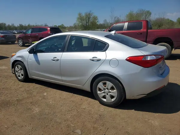 KNAFK4A63G5500078 2016 KIA FORTE - Image 2